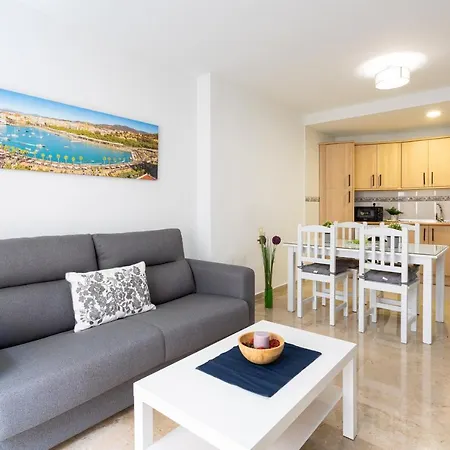 Holidays2Malaga Capuchinos French Balconies, Private Parking, Wifi & Air Con Exterior photo